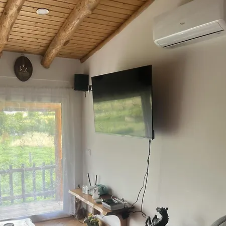 1 Bed - Sleeps 4 - Pets - Balcony - Mtn View *