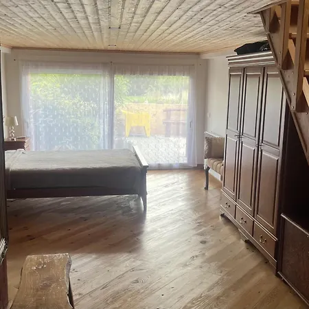 Nyaraló 1 Bed - Sleeps 4 - Pets - Balcony - Mtn View *