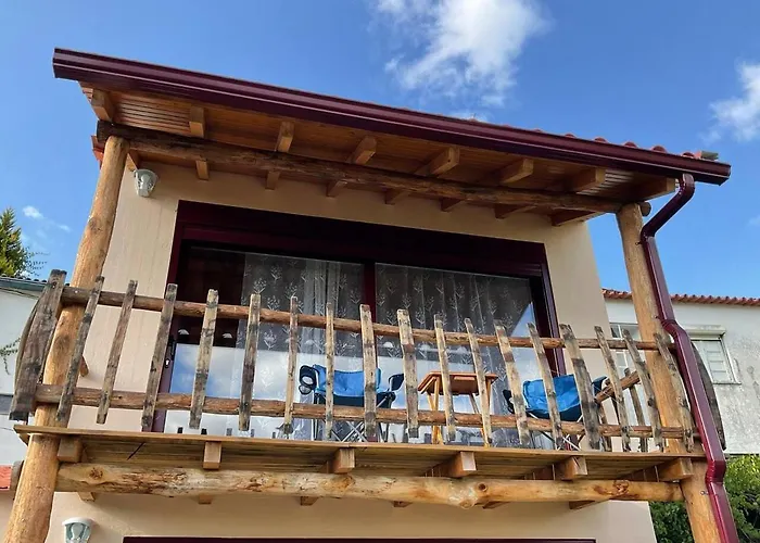 Casa vacanze 1 Bed - Sleeps 4 - Pets - Balcony - Mtn View