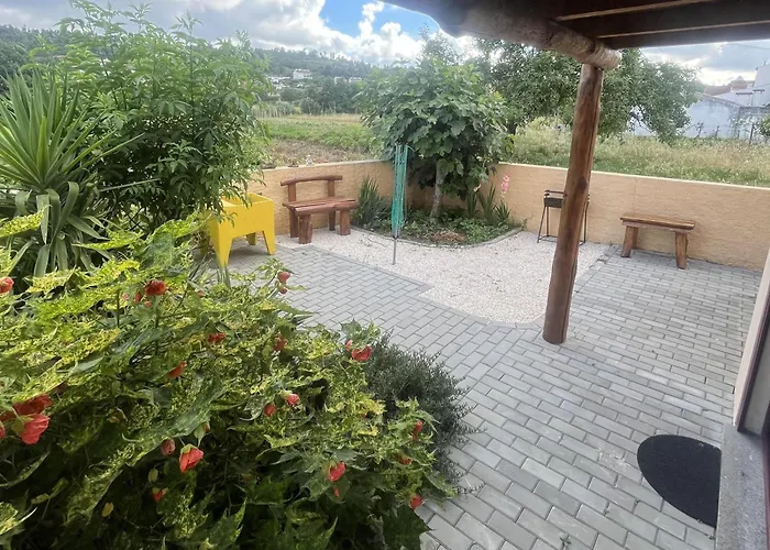 1 Bed - Sleeps 4 - Pets - Balcony - Mtn View Casa vacanze