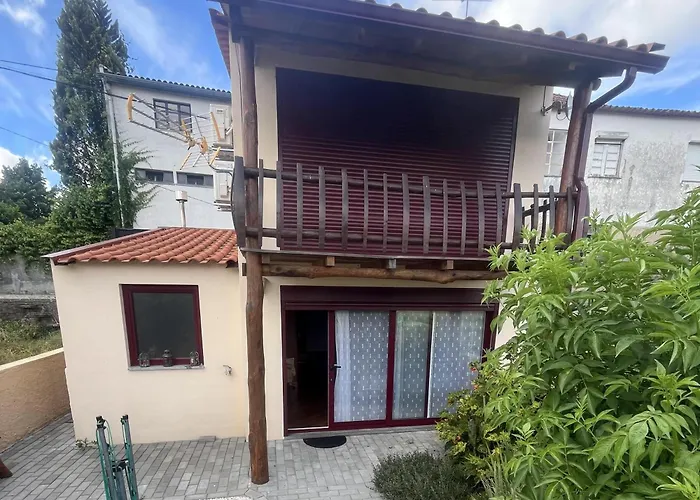 Casa vacanze 1 Bed - Sleeps 4 - Pets - Balcony - Mtn View
